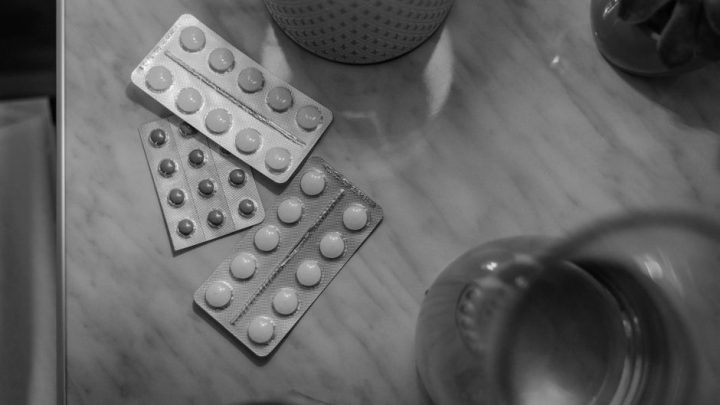 pill organiser kitchen counter